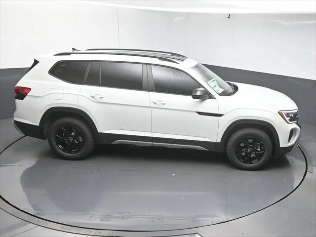 2026 Volkswagen Atlas Peak Edition