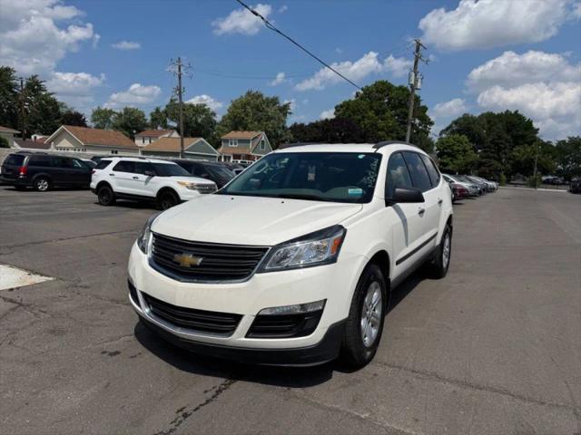 2015 Chevrolet Traverse LS for sale in Lincoln Park, MI