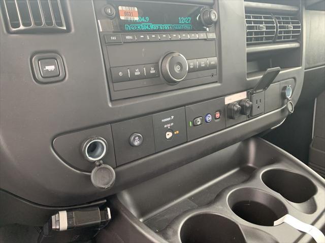 2025 GMC Savana Cutaway Work Van