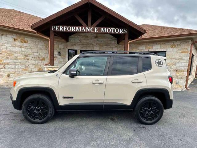 2017 Jeep Renegade Deserthawk 4x4