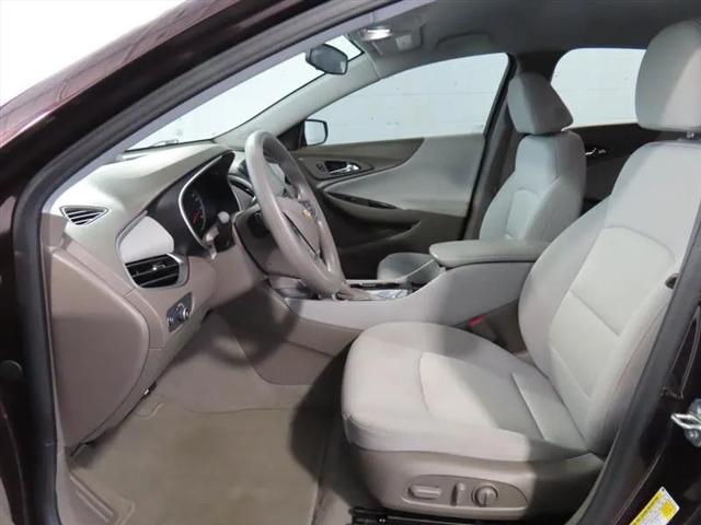 2020 Chevrolet Malibu FWD 1FL