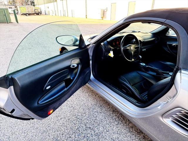 2003 Porsche Boxster Base