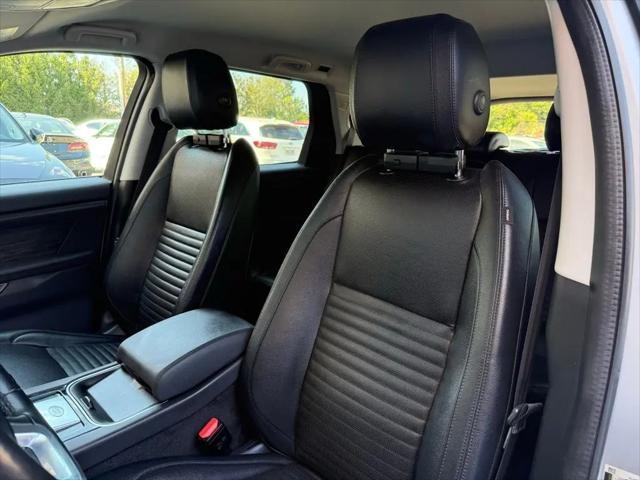 2020 Land Rover Discovery Sport SE