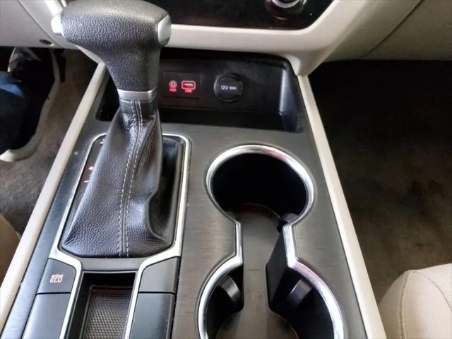 2021 Kia Sedona LX
