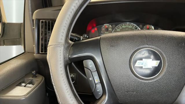 2016 Chevrolet Express LT