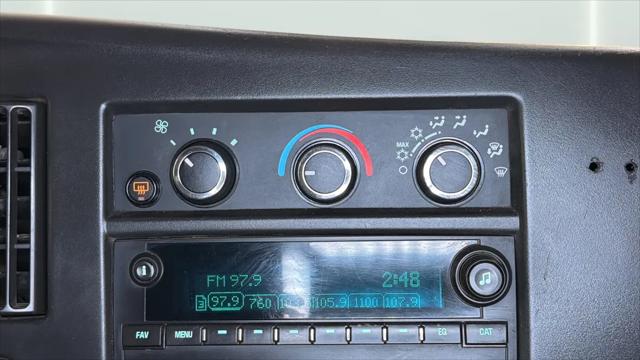 2016 Chevrolet Express LT