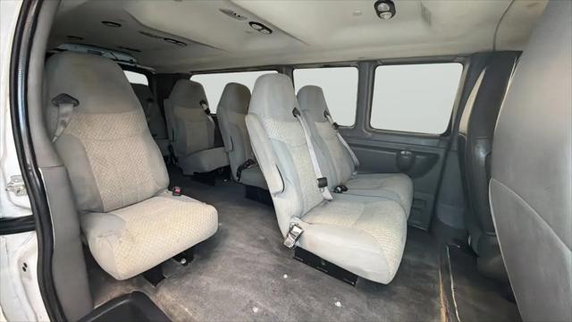 2016 Chevrolet Express LT