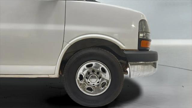 2016 Chevrolet Express LT