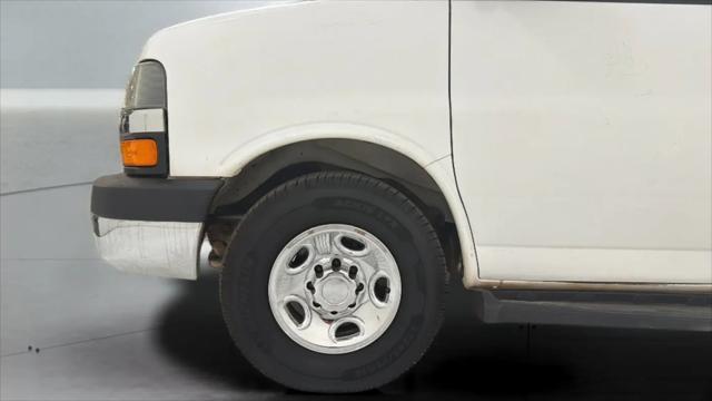 2016 Chevrolet Express LT
