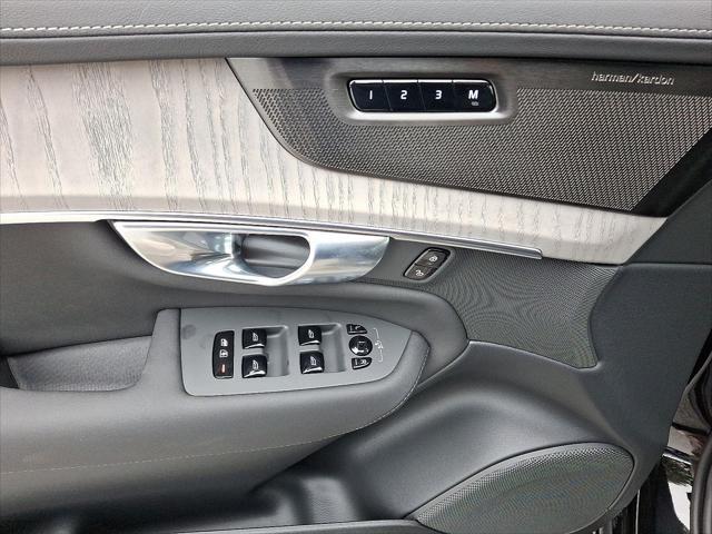 2026 Volvo XC90 Plug-In Hybrid T8 Ultra 7-Seater