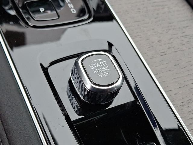 2026 Volvo XC90 Plug-In Hybrid T8 Ultra 7-Seater
