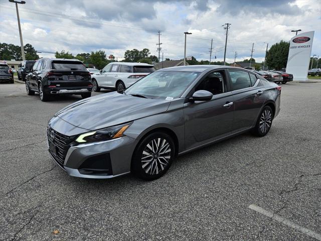 2023 Nissan Altima SV FWD