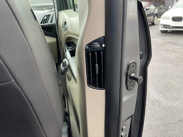 2017 Ford Transit Connect Titanium