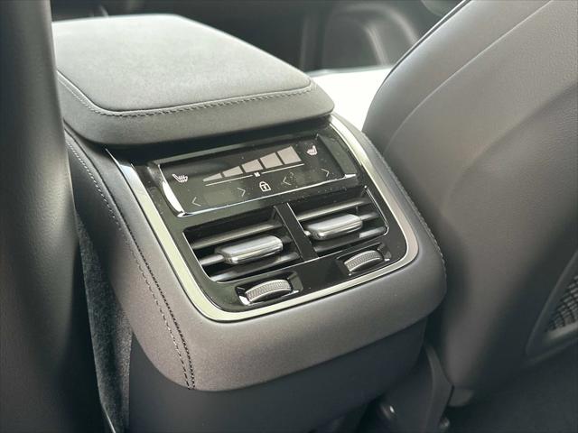 2026 Volvo XC90 Plus, B6 AWD Gas (mild hybrid), Gasoline, Bright, 6 Seats