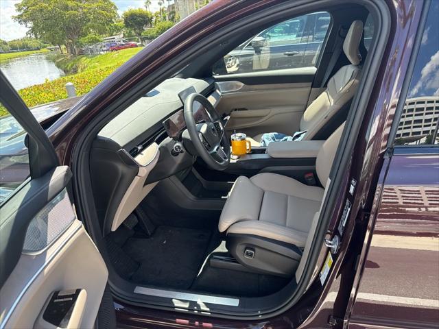2025 Volvo EX90 Twin Motor Performance Ultra 6-Seater