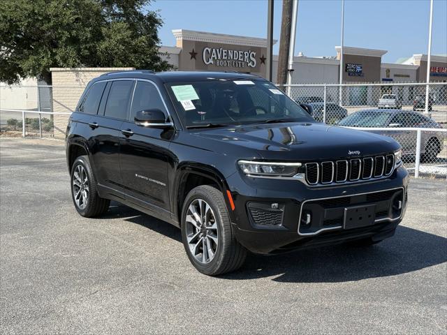 2022 Jeep Grand Cherokee Overland 4x2