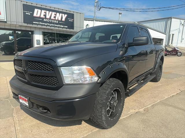 2017 RAM 1500 Tradesman Crew Cab 4x4 57 Box