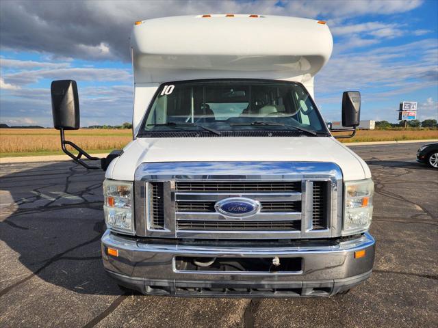 2010 Ford E-350 Cutaway Base
