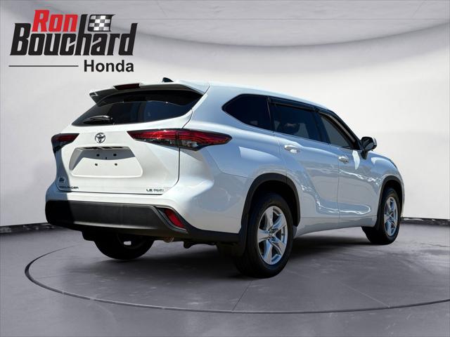 2022 Toyota Highlander LE