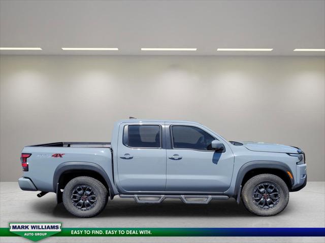 2023 Nissan Frontier Crew Cab PRO-4X 4x4 2023 Nissan Frontier Crew Cab PRO-4X 4x4