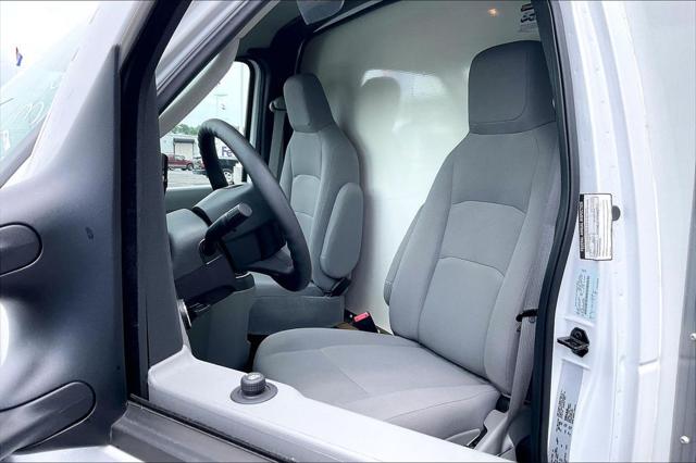 New 2024 Ford E-450 Cutaway E-450 DRW 158  WB For Sale in Olive Branch, MS