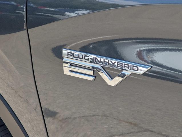 2025 Mitsubishi Outlander PHEV SE S-AWC