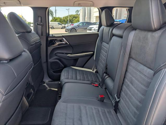 2025 Mitsubishi Outlander PHEV SE S-AWC