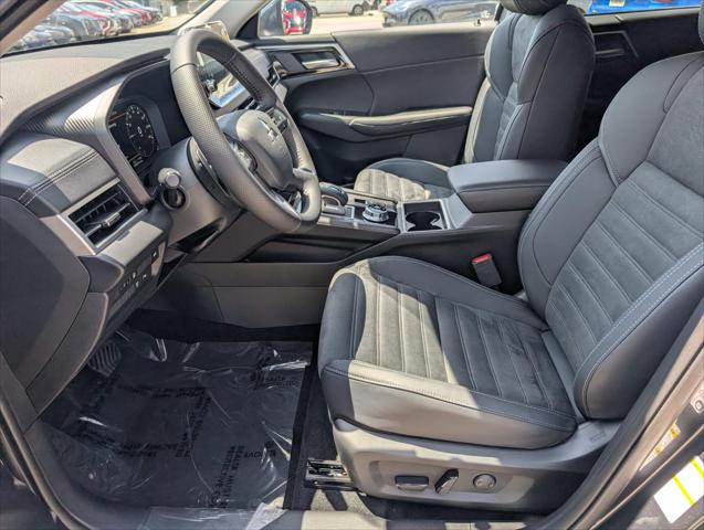 2025 Mitsubishi Outlander PHEV SE S-AWC
