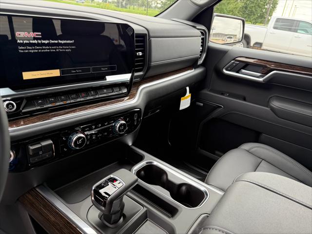 2026 GMC Sierra 1500 Crew Cab, Short Bed, Elevation, 4WD