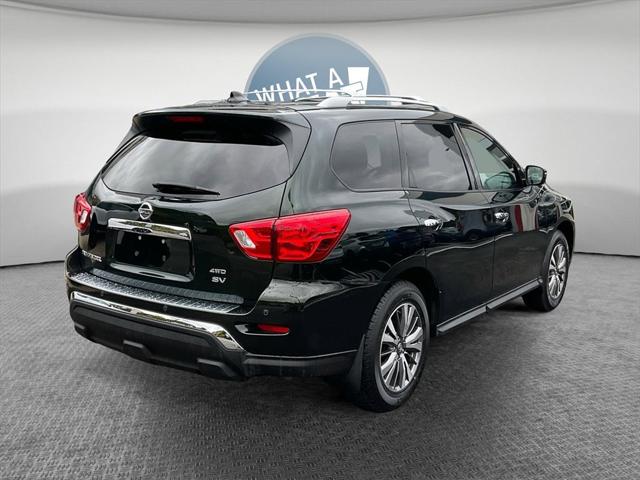 2019 Nissan Pathfinder SV