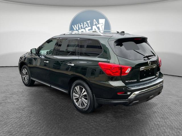 2019 Nissan Pathfinder SV