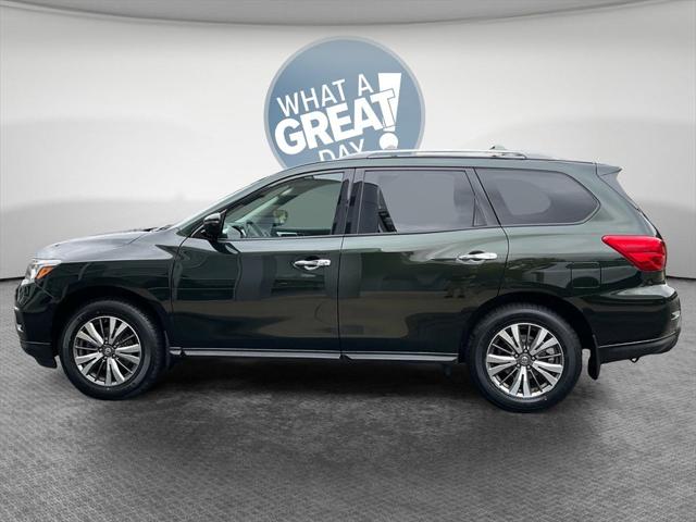 2019 Nissan Pathfinder SV