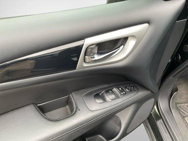 2019 Nissan Pathfinder SV