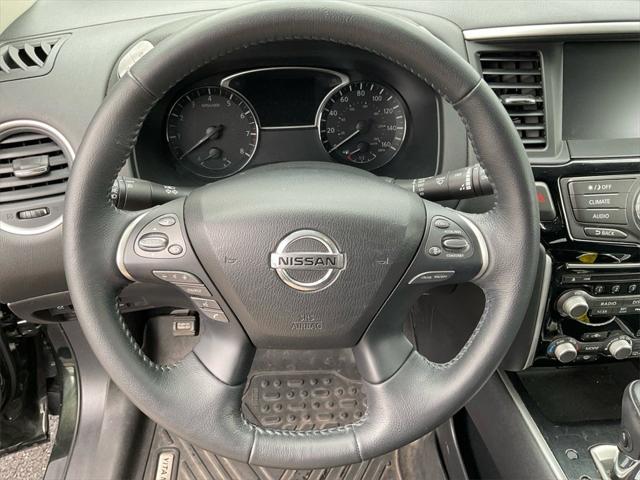 2019 Nissan Pathfinder SV