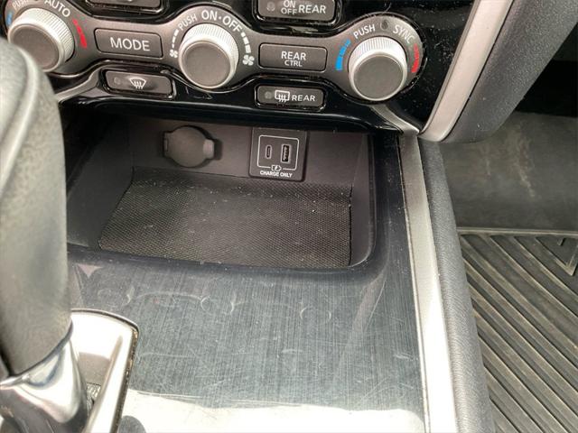 2019 Nissan Pathfinder SV