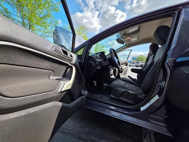 2012 Ford Fiesta SES