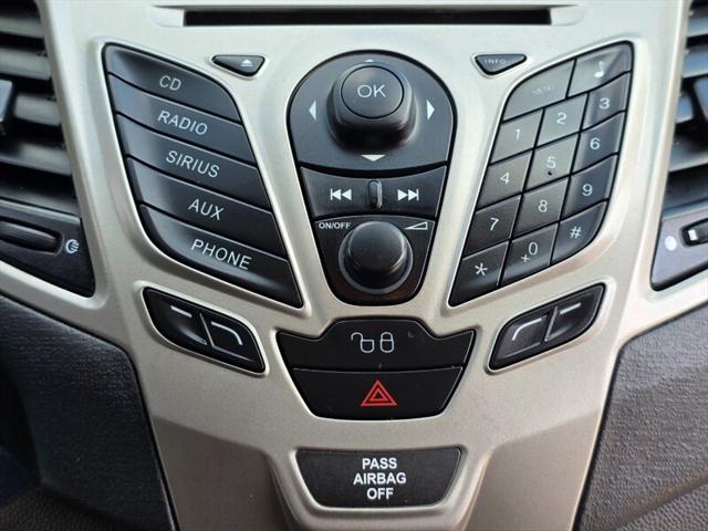 2012 Ford Fiesta SES