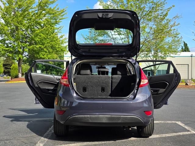 2012 Ford Fiesta SES