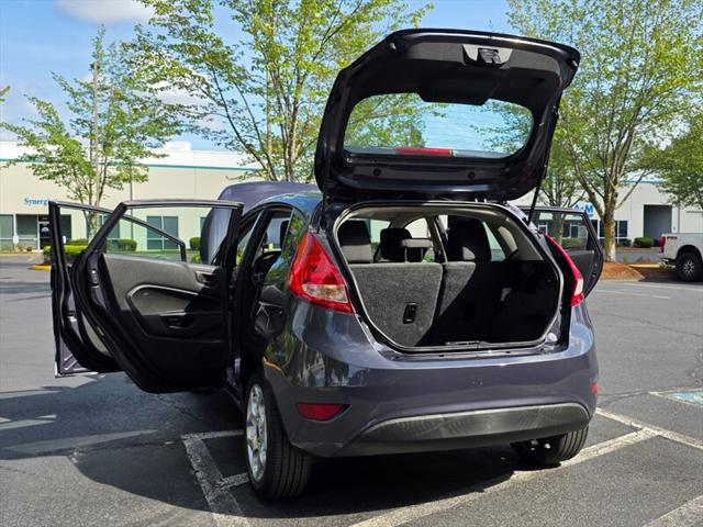 2012 Ford Fiesta SES