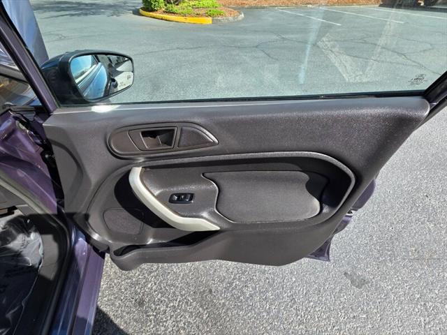 2012 Ford Fiesta SES