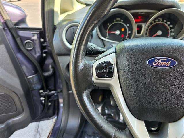 2012 Ford Fiesta SES