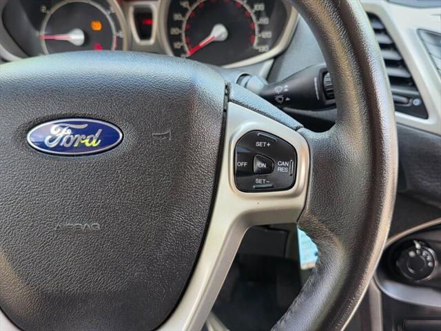 2012 Ford Fiesta SES