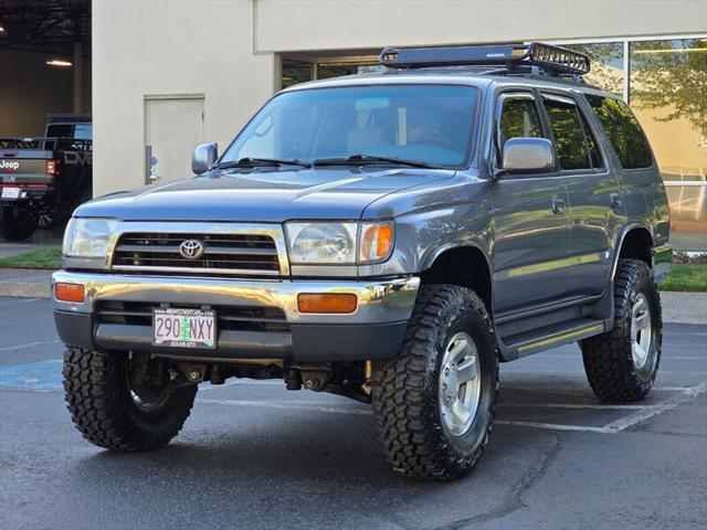 1998 Toyota 4Runner 4X4 / V6 3.4 L / NEW TIMING BELT / NEW LIFT for sale in Portland, OR