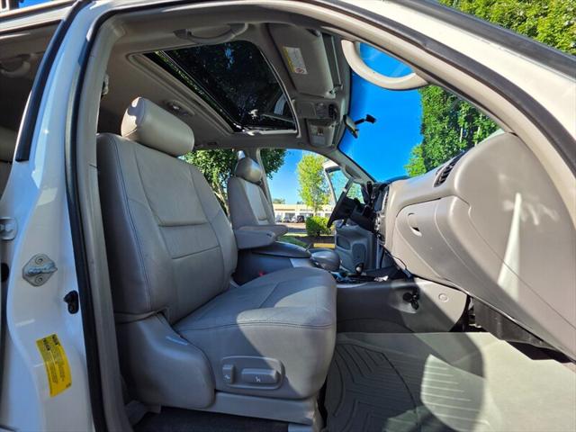 2001 Toyota Sequoia Limited V8