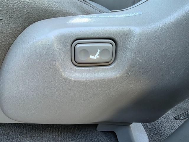 2001 Toyota Sequoia Limited V8