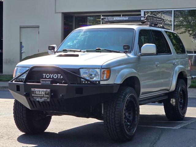 2000 Toyota 4Runner 4X4 / 5 SPEED MANUAL / TIMING BELT DONE / LIFTED for sale in Portland, OR