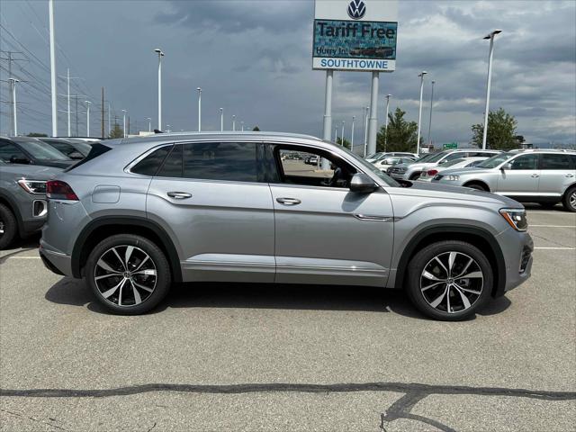 2026 Volkswagen Atlas Cross Sport 2.0T SEL Premium R-Line