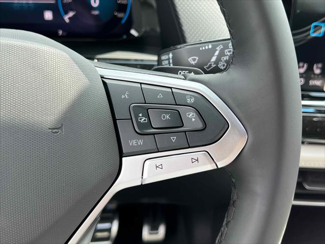 2026 Volkswagen Atlas Cross Sport 2.0T SEL Premium R-Line