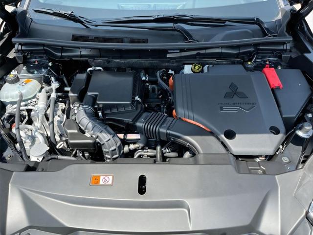 2025 Mitsubishi Outlander PHEV SEL S-AWC