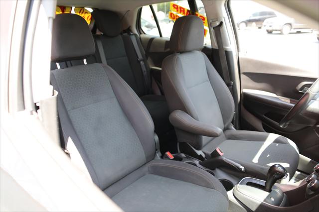 2020 Chevrolet Trax FWD LS
